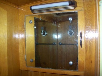 1952 Imperial Spartanette Bathroom