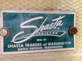 1969 Shasta Starflyte Emblem 2