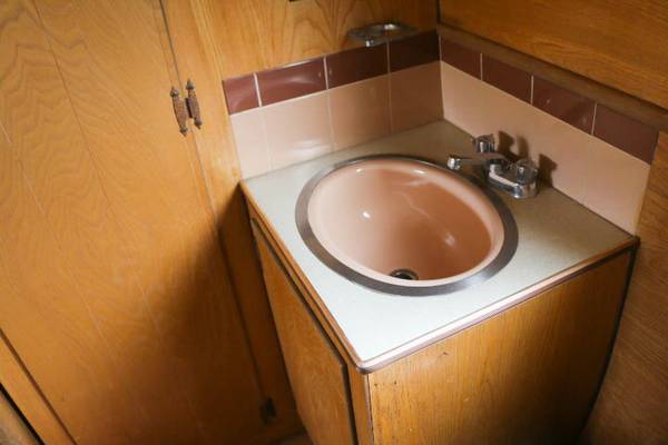 1962 Kenskill Bathroom Sink.jpg