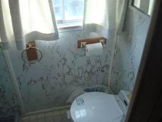 1947 Greyhound Bethroom