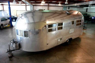 1948 Silver Streak Clipper