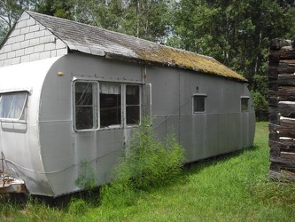 1950 Mobile Sportsman Driver Side