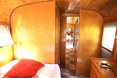 1953 Vagabond 262 Bedroom 4