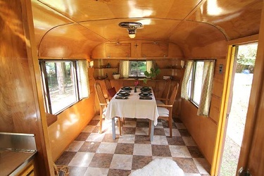 1953 Vagabond 262 Interior Front