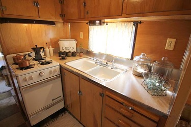 1953 Vagabond 262 Kitchen 2