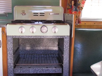 1956 Rainbow Stove 2