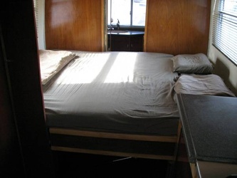 1974 Avion La Grande Bed 2