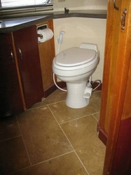 1974 Avion La Grande Toilet