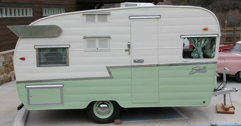 1961 Shasta Airflyte Entrance