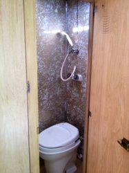 1969 Shasta Starflyte Bathroom