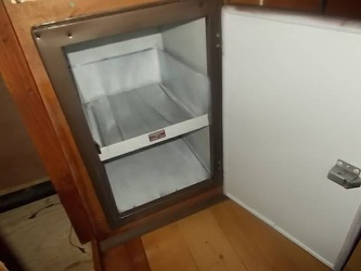 1960 Field & Stream Model 10 Fridge