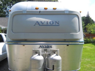 1975 Avion Front