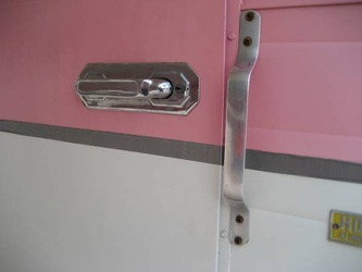 1963 Holiday Rambler Handle