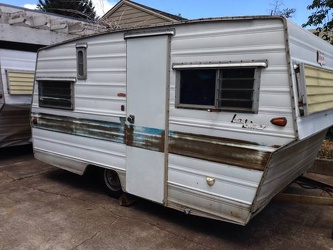 1965 Aristocrat Lo-Liner Passenger Side