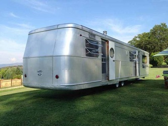 1955 Spartan Imperial Mansion Rear