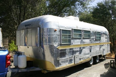 1965 Streamline Duke Front