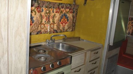 1968 Aristocrat Lo-Liner Kitchen 3