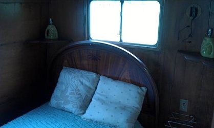 1951 Kozy Coach Bedroom