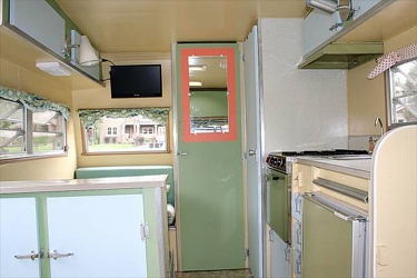 1969 Aristocrat Land Commander Kitchen