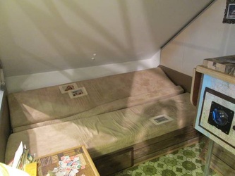 1976 Chalet Bed