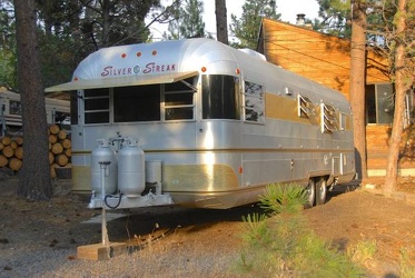 1976 Silver Streak Continental Supreme Front