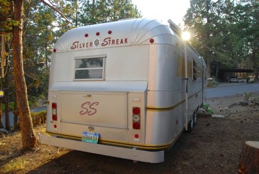 1976 Silver Streak Continental Supreme Rear