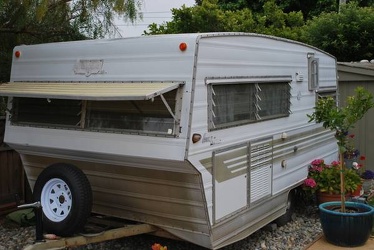 1967 Aristocrat Lo-Liner Front 2