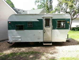 1963 Holiday Rambler Entrance 2