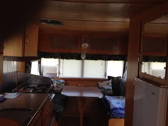 1962 Shasta Aeroflyte Dinette 2