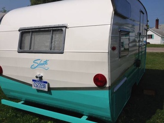 1962 Shasta Aeroflyte Rear