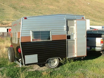 1968 Shasta Compact Entrance Screen Door