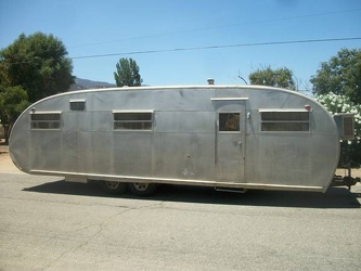 1950 Spartanette Tandem Entrance