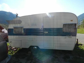 1962 Shasta Airflyte Entrance 2