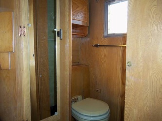 1959 Kenskill Bathroom