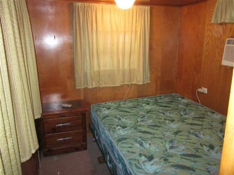 1957 Spartan Royal Manor Bedroom