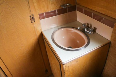 1962 Kenskill Bathroom Sink