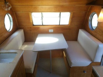 1953 Airfloat Navigator Dinette