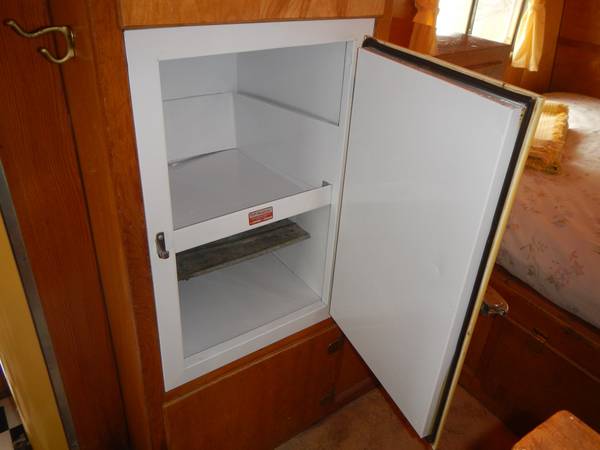 fridge 2.jpg