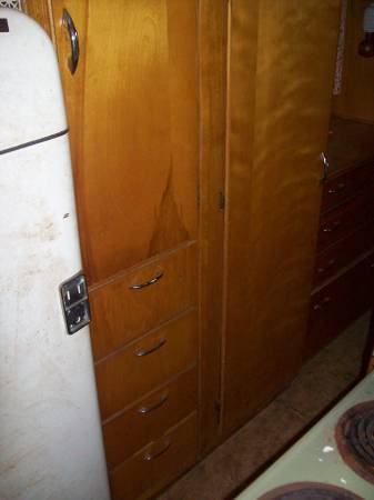 1952 Imperial Spartanette Closets.jpg