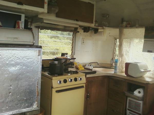 1962 Streamline Kitchen.jpg