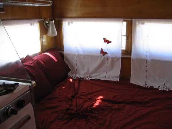 1963 Holiday Rambler Bed.jpg