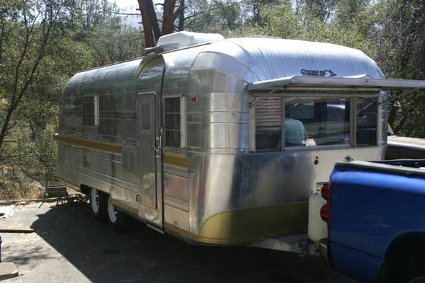 1965 Streamline Duke Front 2.jpg